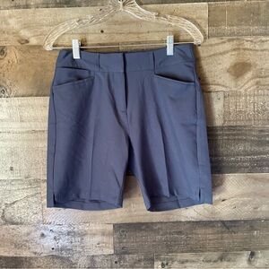Adidas Woman’s Blue Bermuda Golf Short Sz 4